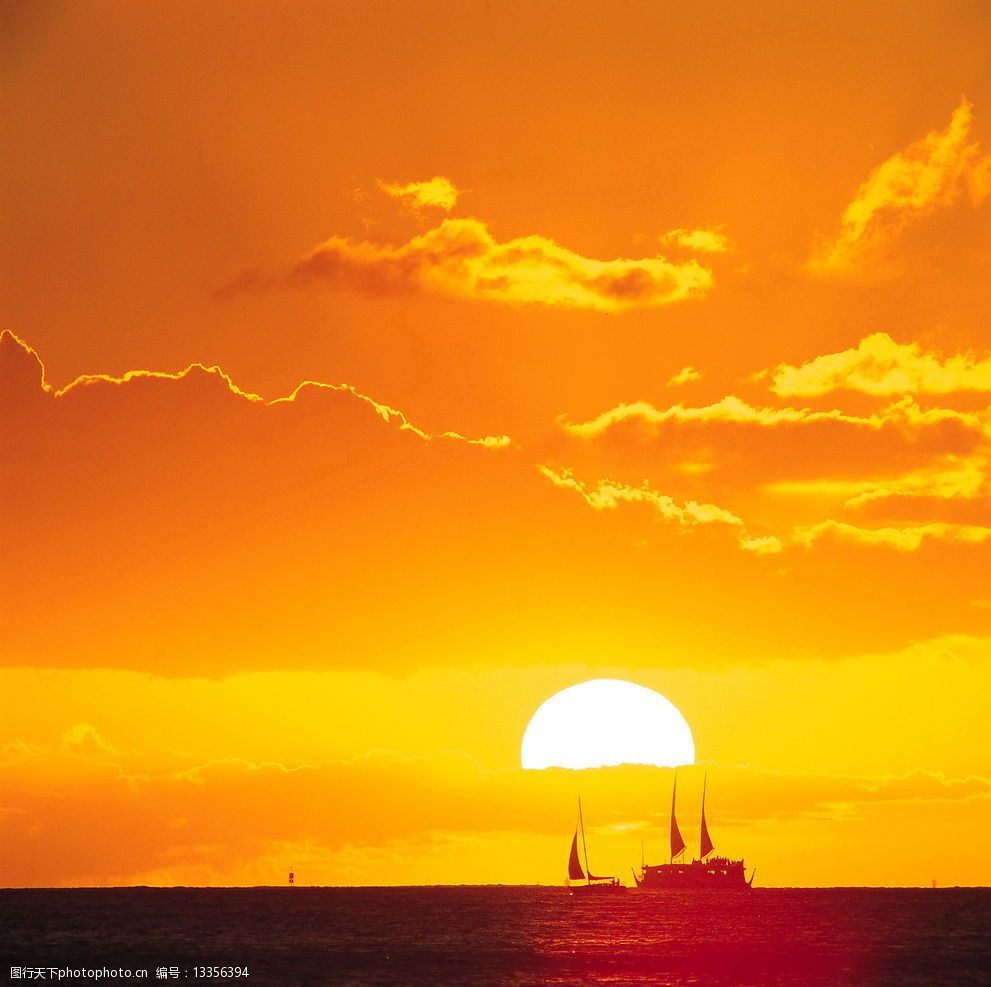 关键词:海上日出 日出 大海 船 自然景观 自然风景 摄影图库 350 jpg