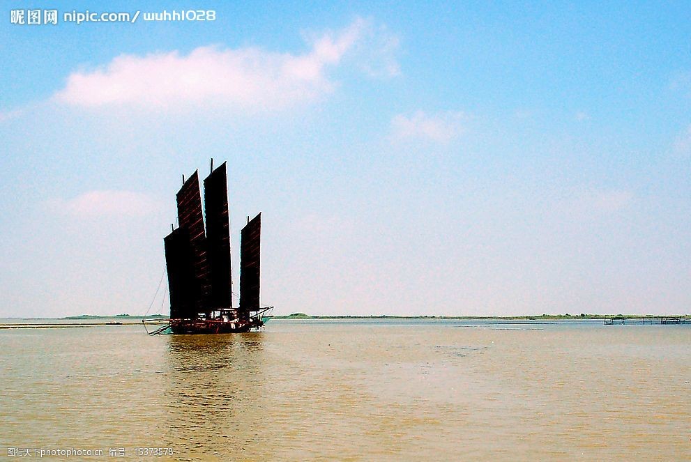 关键词:孤帆碧空 天空水面船帆 旅游摄影 自然风景 摄影图库 600 jpg