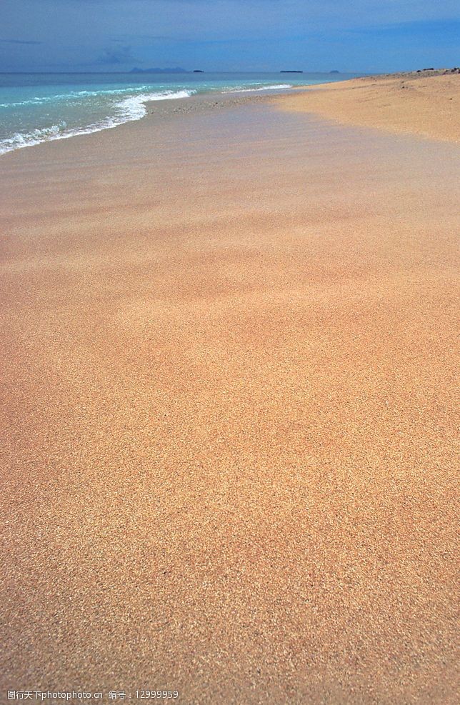 金色沙滩图片